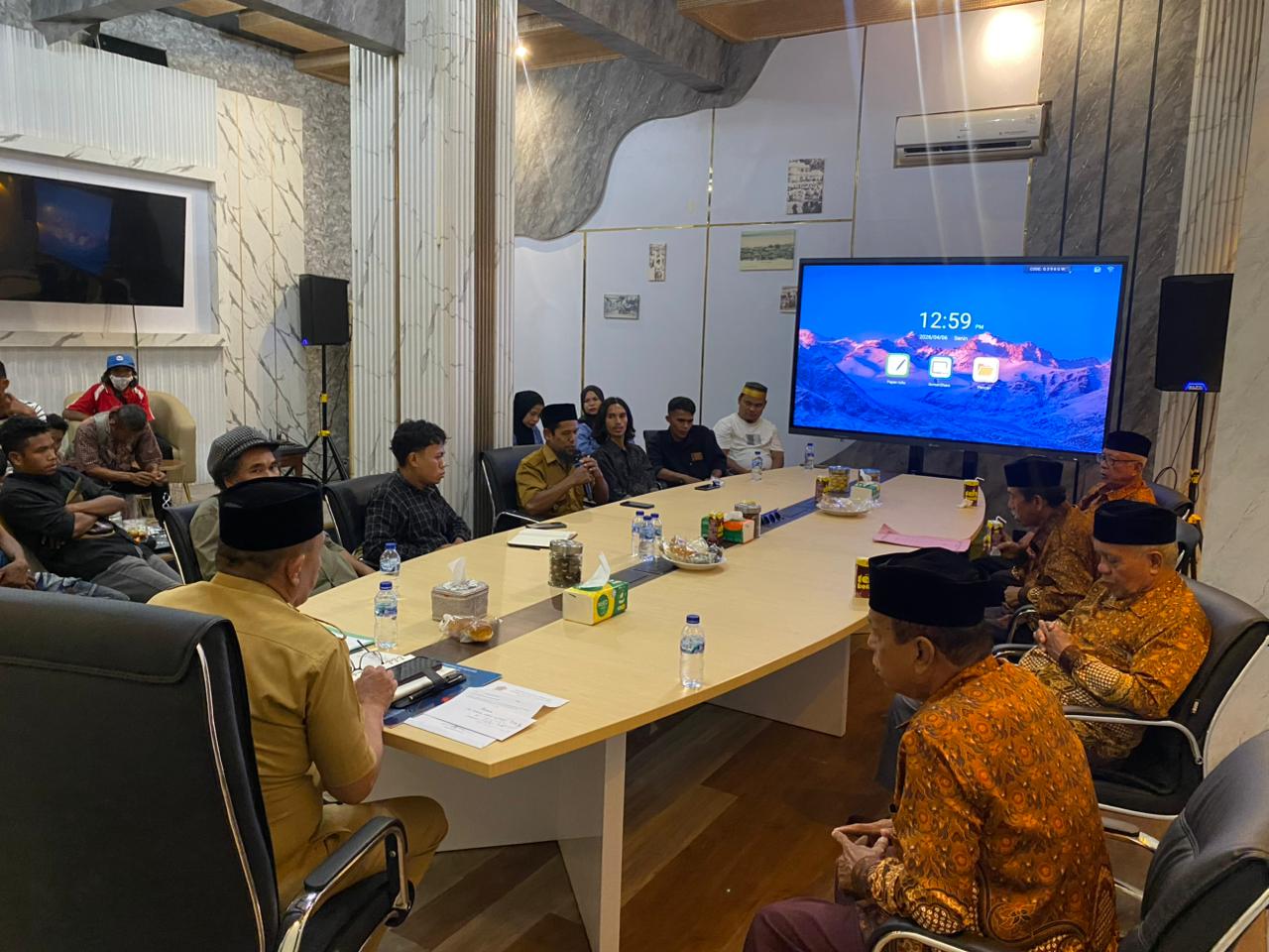 Aliansi Powelua Menggugat Tuntut Kompensasi Air hingga Perbaikan Jalan dan Jembatan