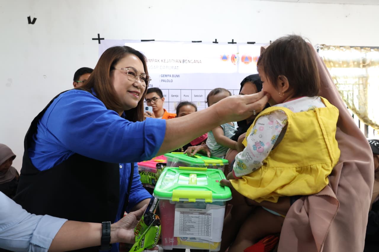 Pemkab Donggala Salurkan Bantuan untuk Korban Gempa Sigi, Serahkan Sembako hingga Bantuan Pendidikan